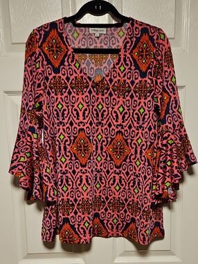 Buckhead Betties Geometric Patterned Bell-Sleeve Top